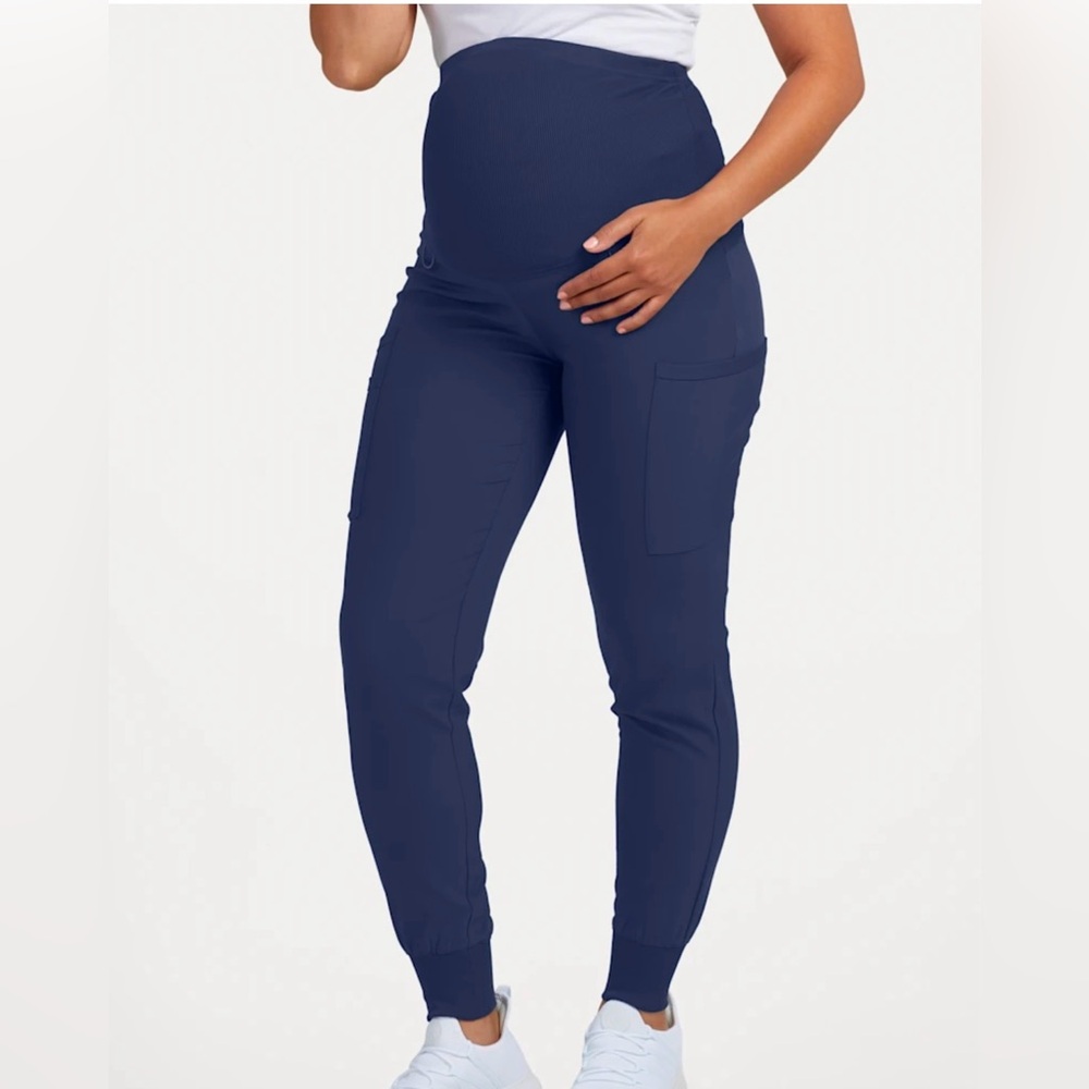 Landau Forward
3-Pocket Rib Knit Waistband Cargo Maternity Scrub Jogger